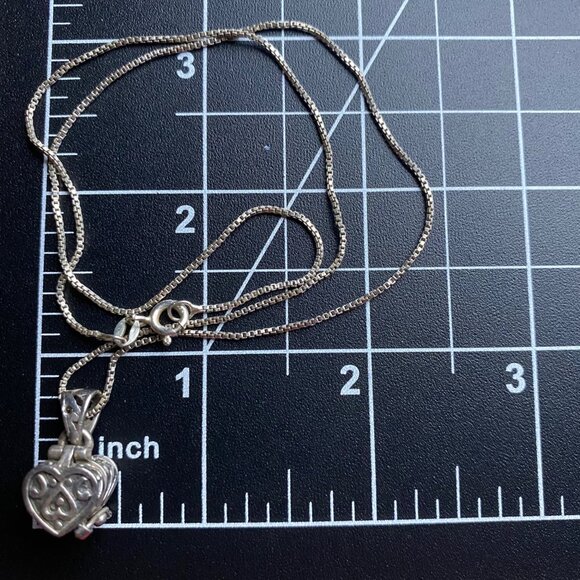 Vintage Sterling Silver Heart Locket Necklace Italy Pill Box Chain 18" Love - Picture 5 of 13